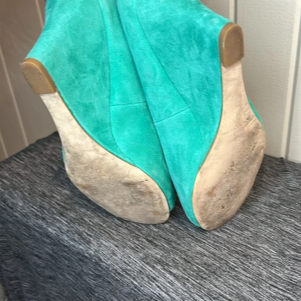 Ann Taylor Open Toe Wedge - Picture 7 of 9